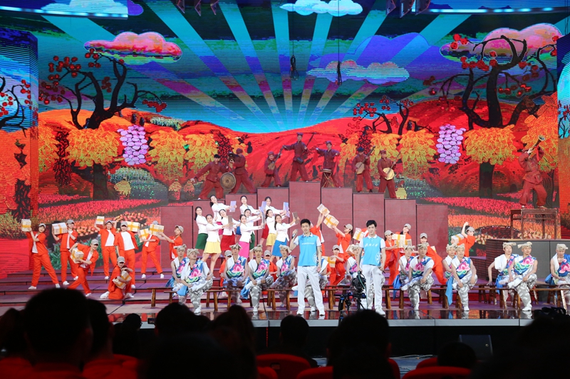 青春綻放，文藝飛揚(yáng)——青年舞團(tuán)赴央視參加“五月的鮮花”全國大中學(xué)生文藝會(huì)演紀(jì)實(shí)